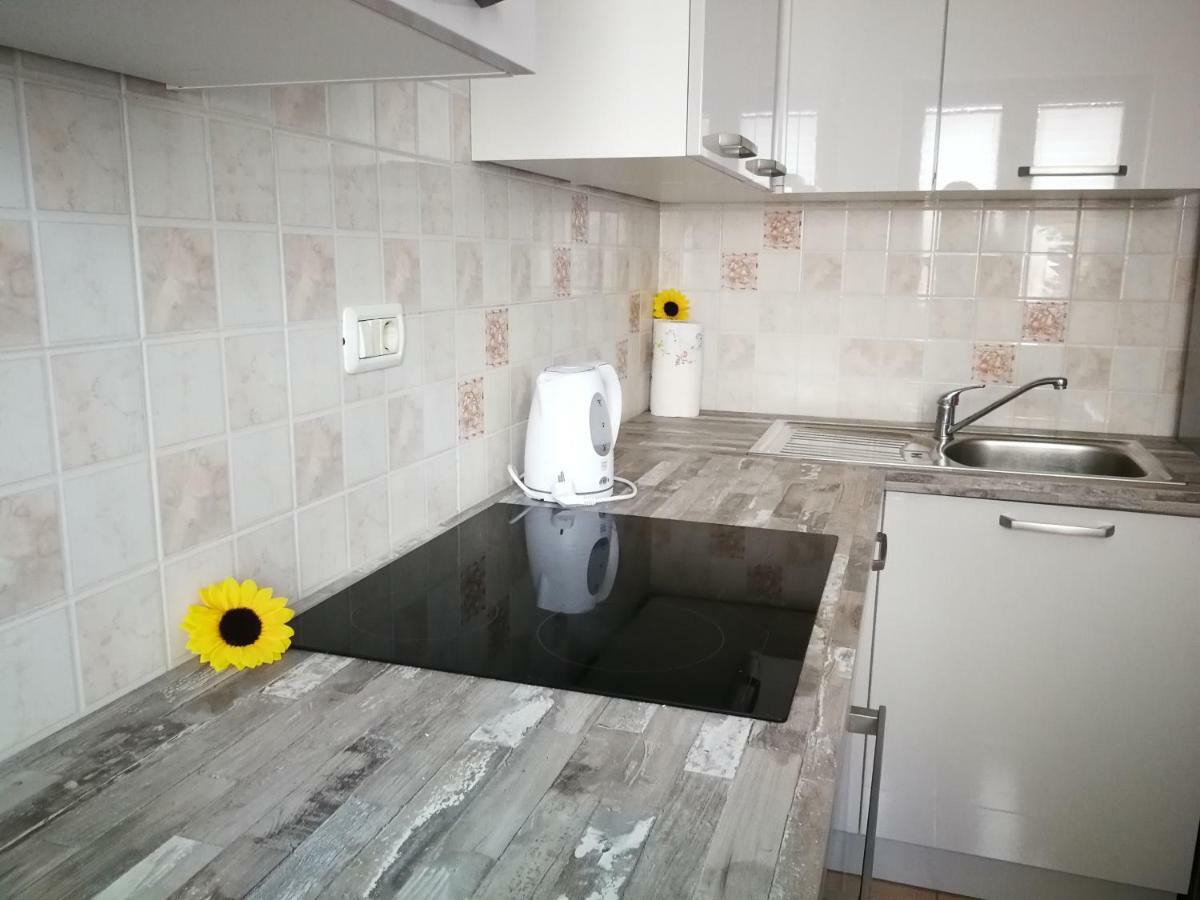 Вилла House Ceh Crni Kal Экстерьер фото