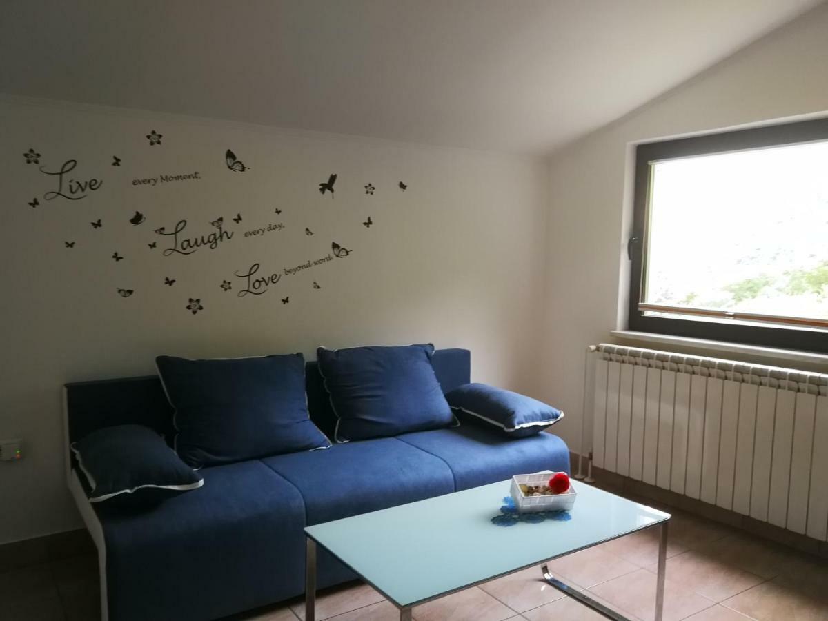 Вилла House Ceh Crni Kal Экстерьер фото